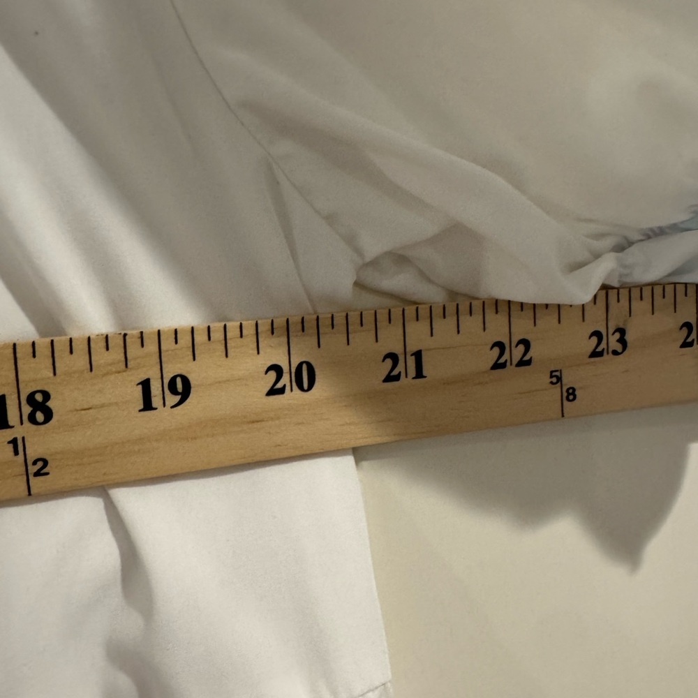 Elegant White Button-Up Mini Dress - Picture 5 of 6